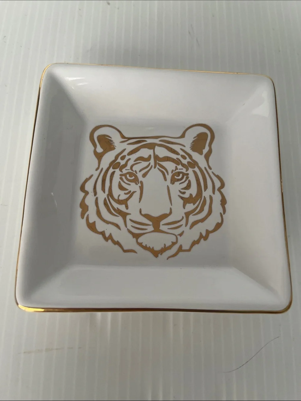 The Royal Standard Tiger Trinket Dish 4”